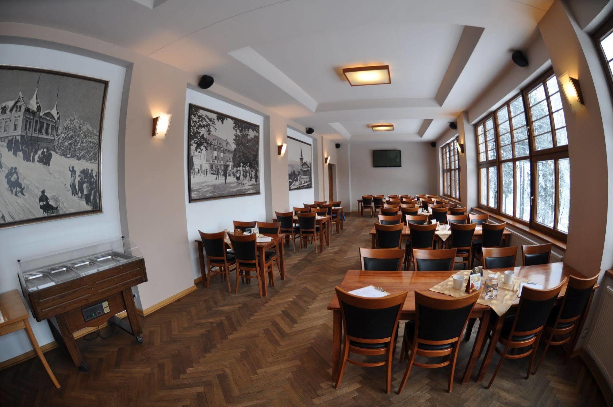 Parkhotel Smržovka Eksteriør bilde