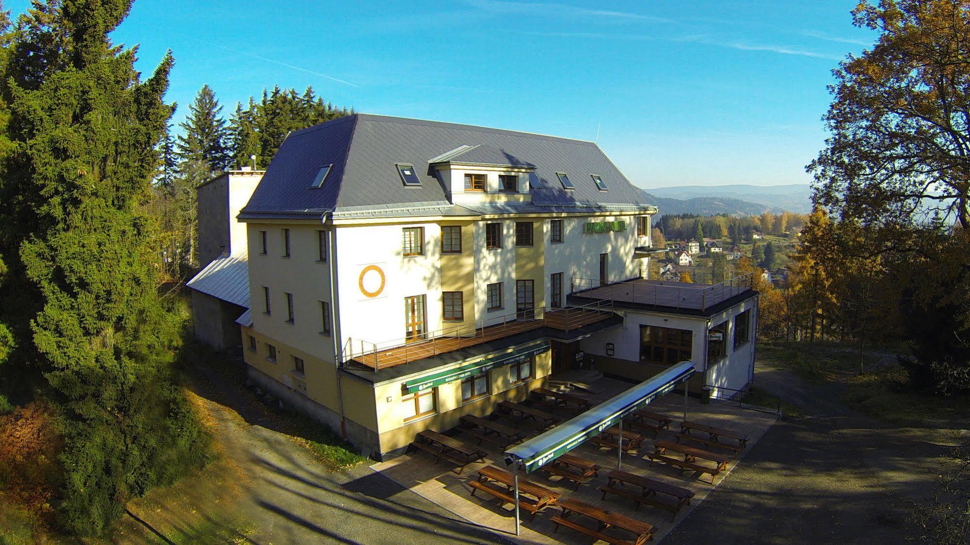 Parkhotel Smržovka Eksteriør bilde
